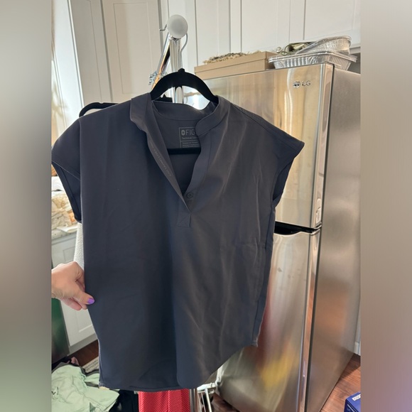 FIGS TOP XXS Charcoal never worn - Picture 1 of 3
